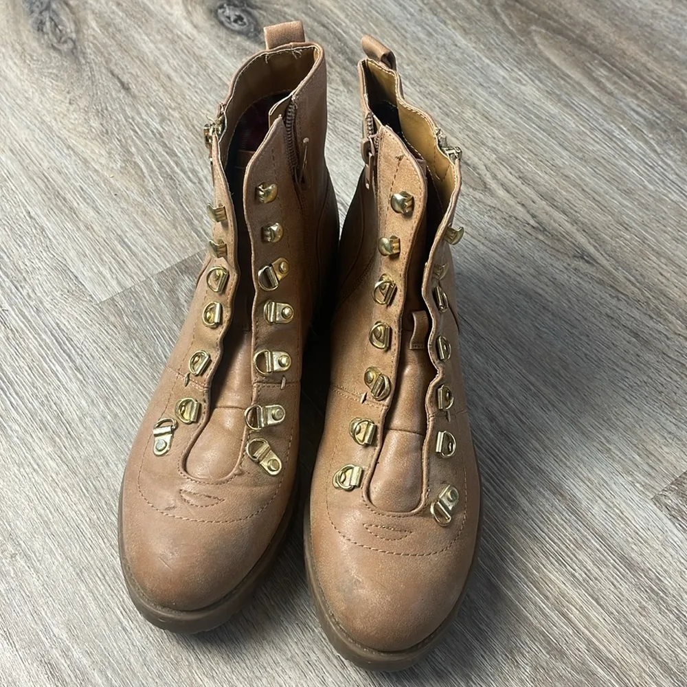 G by Guess Boots Size 8M - Image 3