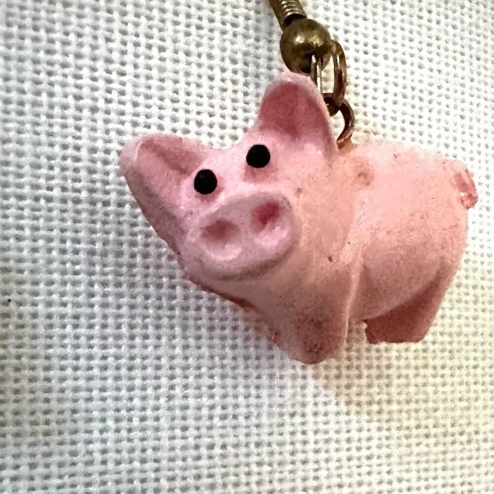 Pink pig drop earrings - Image 6