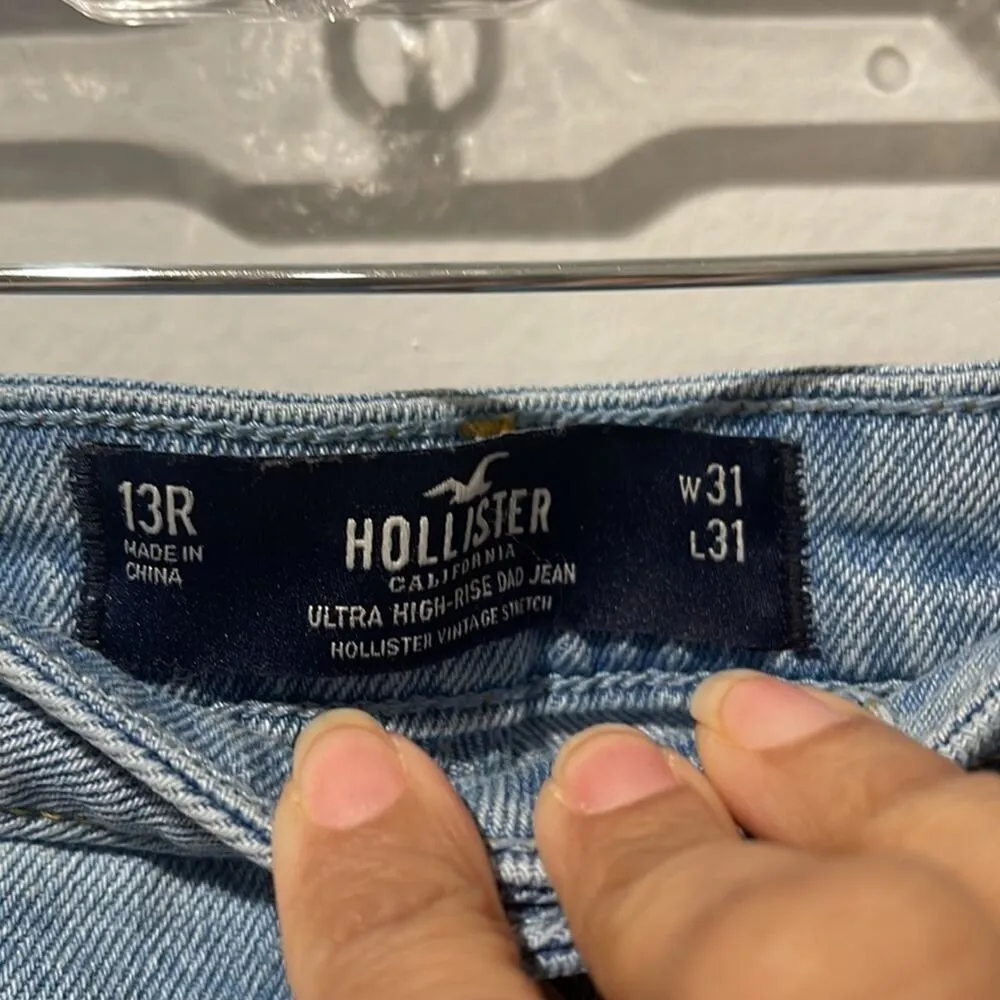 Hollister Ultra High Rise Dad Jeans Light Wash Size Waist 31 Length 31 S… - Image 3