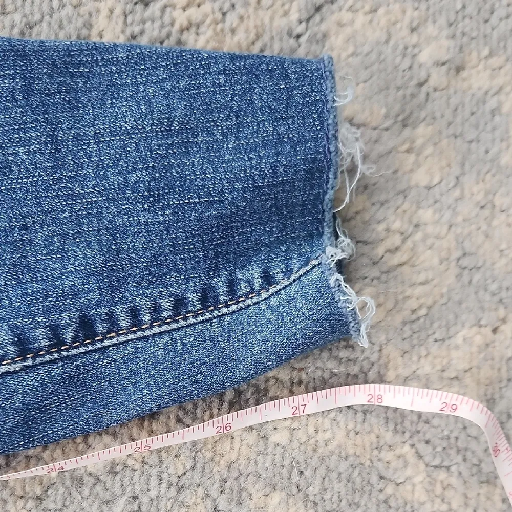 Levi Strauss Signature Totally Shaping High Rise Distressed Skinny Jeans Blue 16 - Image 7