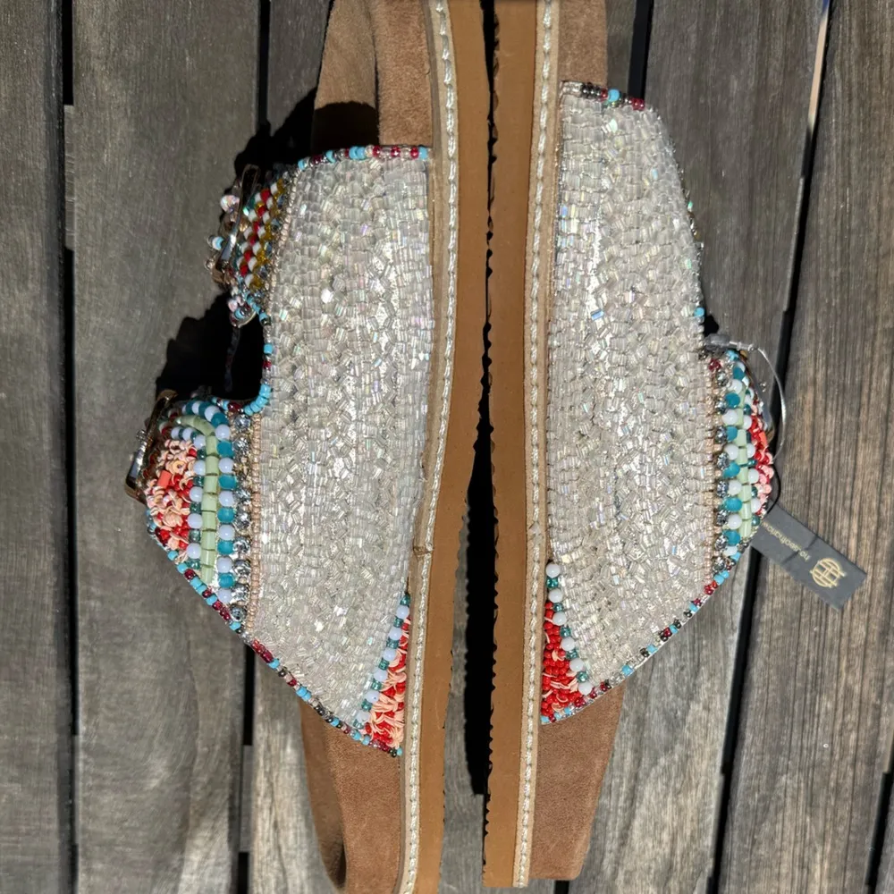 NWT House of Harlow 1960 Beaded Slides Sandals Multicolor Rainbow Design Size 8 Red - Image 6