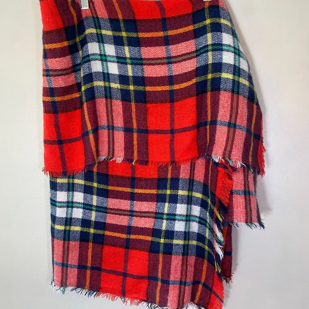 NWOT American Eagle Red Plaid Scarf - Image 2