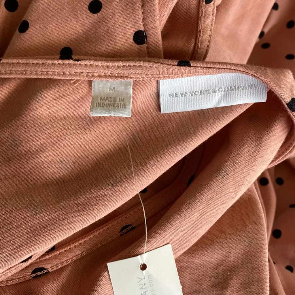 NEW YORK AND COMPANY JUMPSUIT Womens Sz Medium Pink Polka Dot Open Back - Image 8