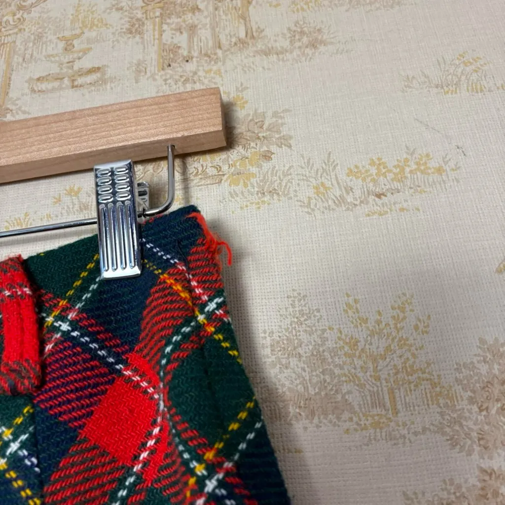 Vintage red green tartan plaid wool flannel preppy Christmas holiday mini skirt - Image 3