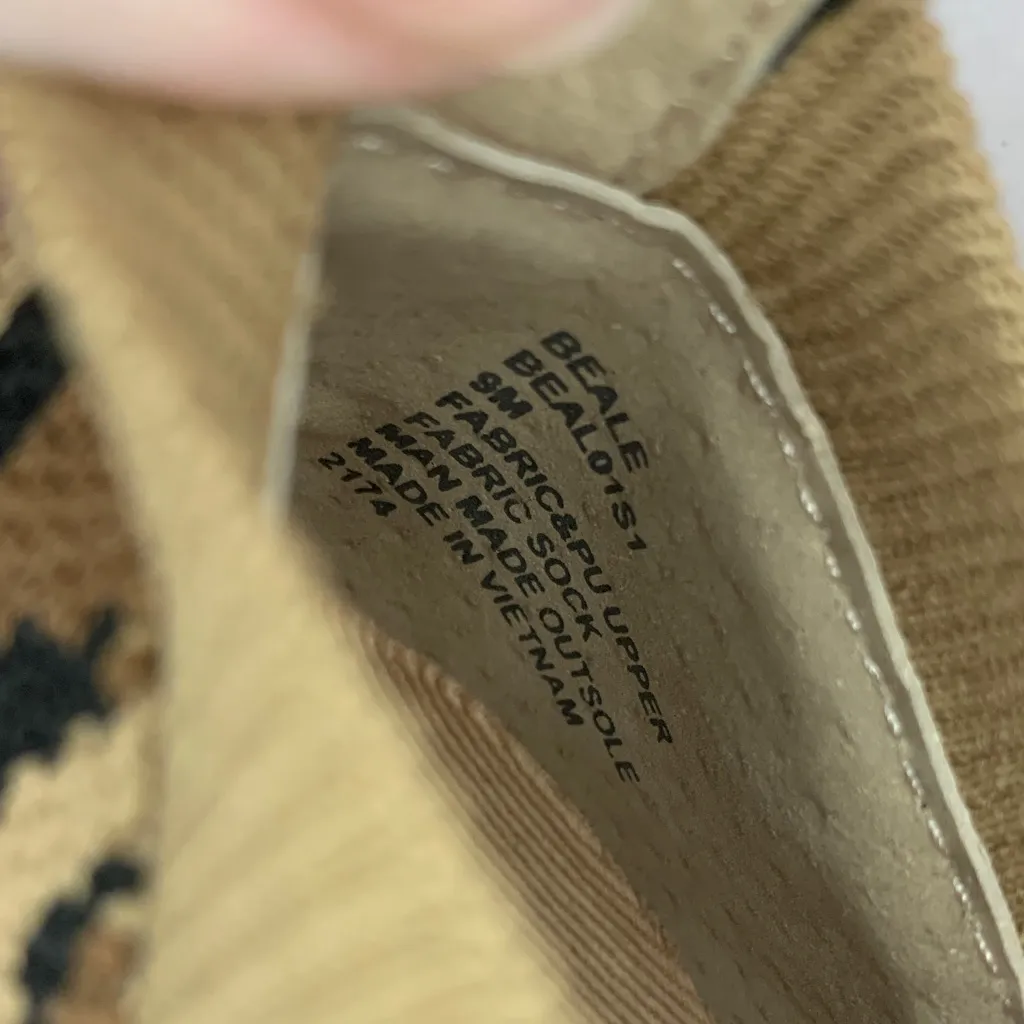 Steve Madden Tan and Black Animal Print Slip-Ons (273) - Image 11