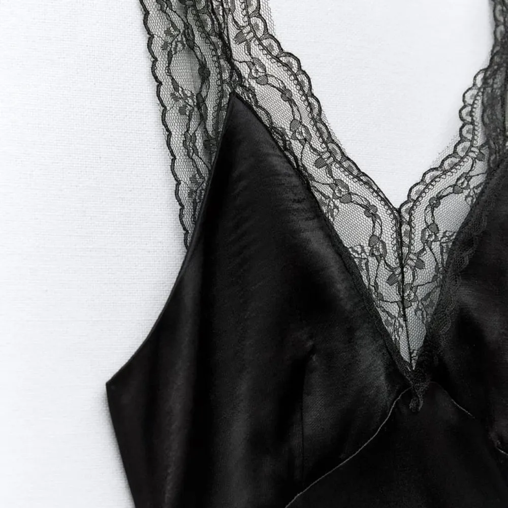 NWT Zara Satin effect V-neck dress with lace and wide straps. Front slit. Sz S - Image 5