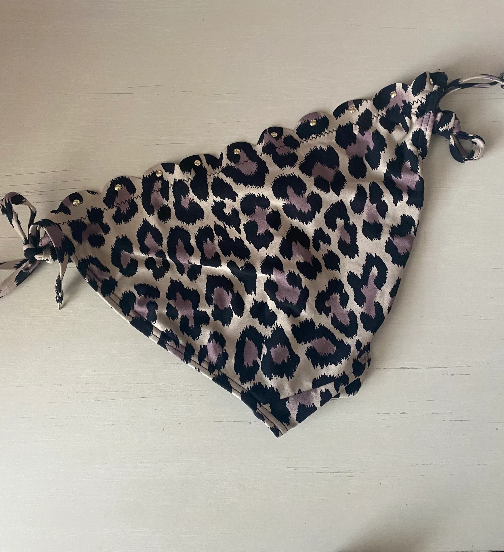 NEW YORK Leopard-Print side tie scalloped bikini bottoms - Image 3