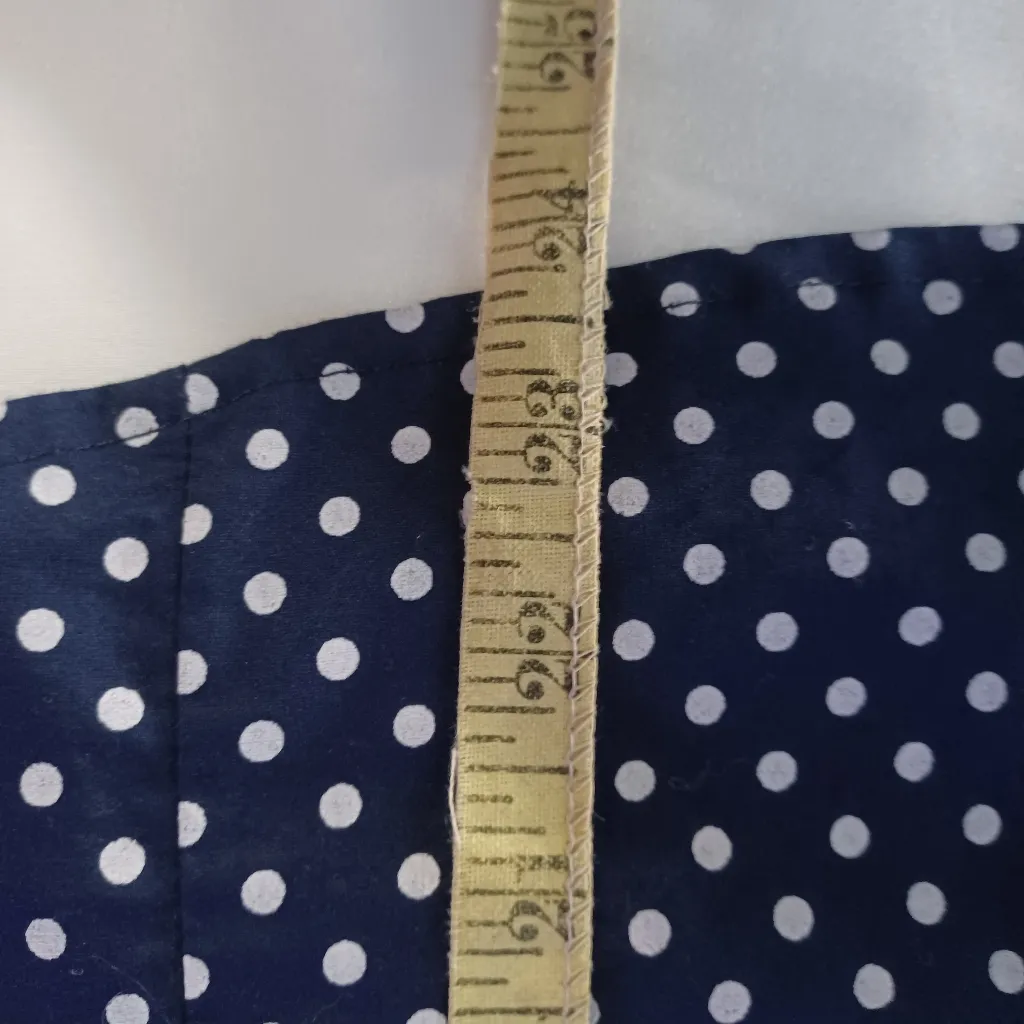 Basic Editions womens small blue white polka dot button up shirt. - Image 4