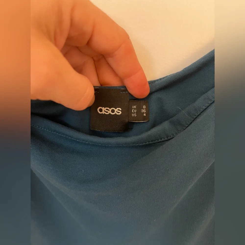 , size 4, off the shoulder dress - Image 5