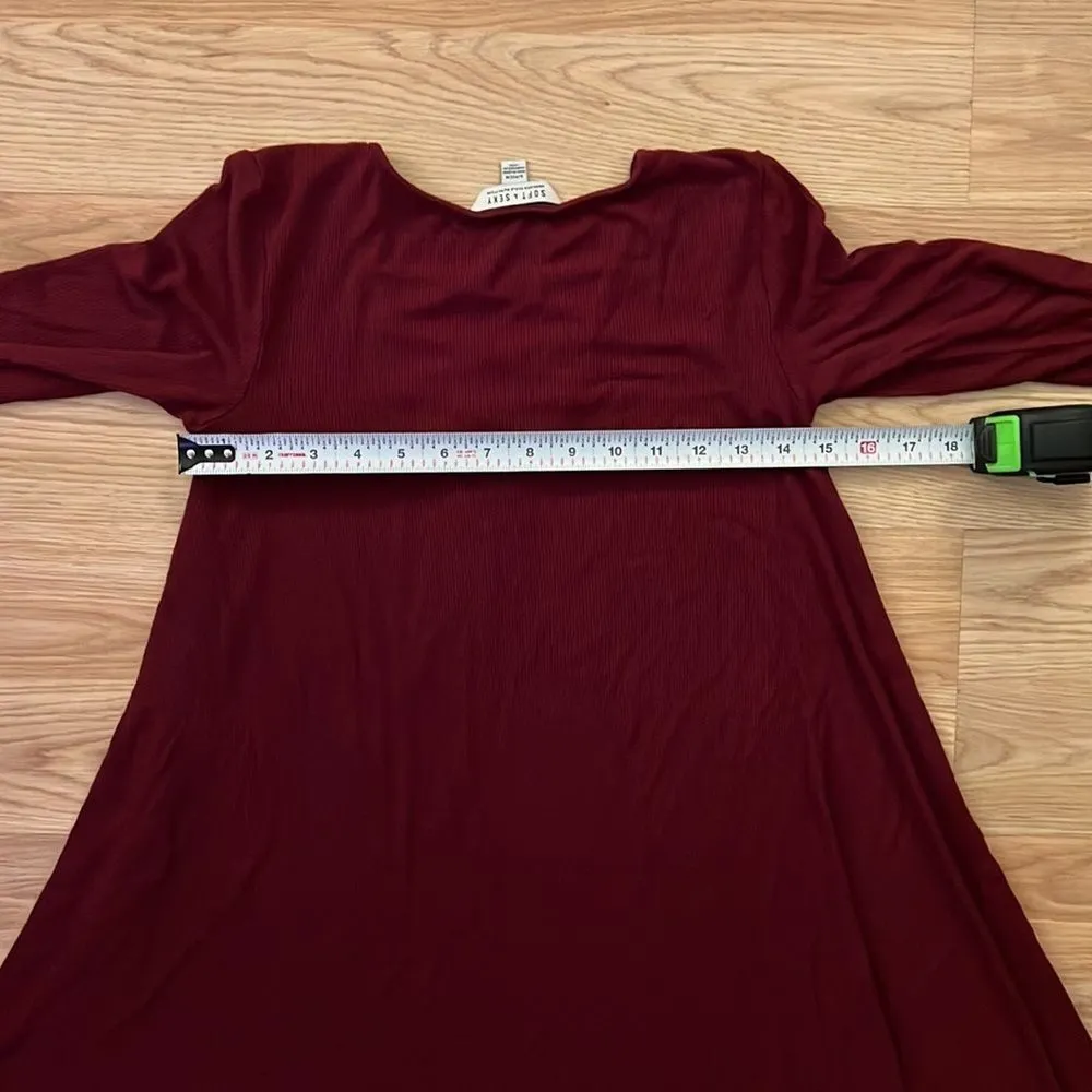 American Eagle  long sleeve red dress size small - Image 9