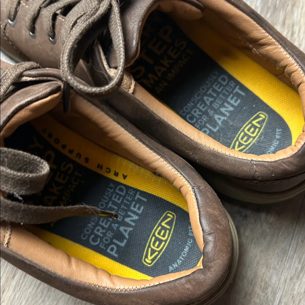 KEEN Presidio II Leather Walking Shoes 
Women’s Size 8 - Image 3