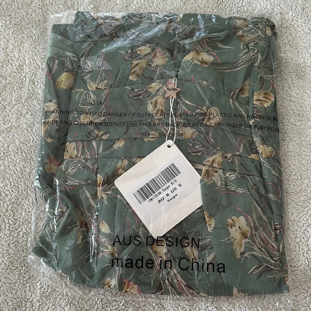 Hello Molly | Sage Floral Dress - Image 4