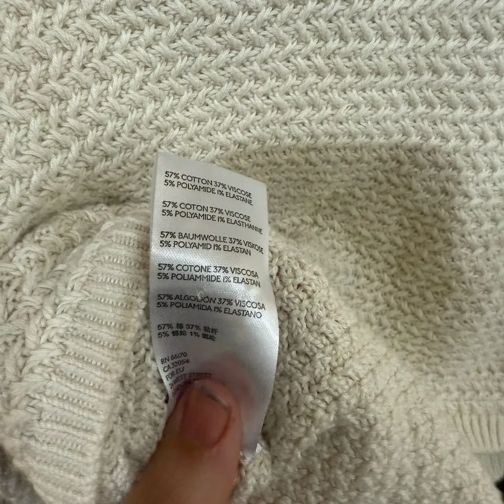 Free People beach  Cream Tie Front Ribbed Crop Top size medium - Image 7