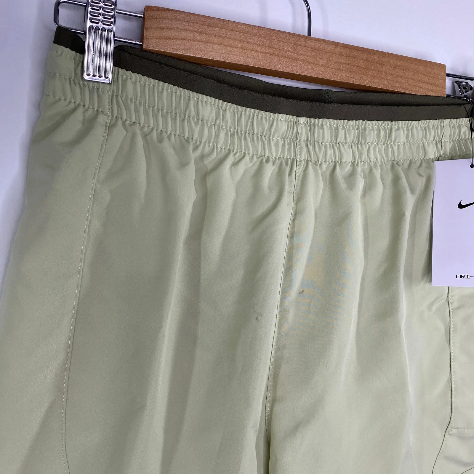 Nike Dri-Fit Tempo Luxe Green Activewear Running Shorts Women's Size X-Small XS - Image 5