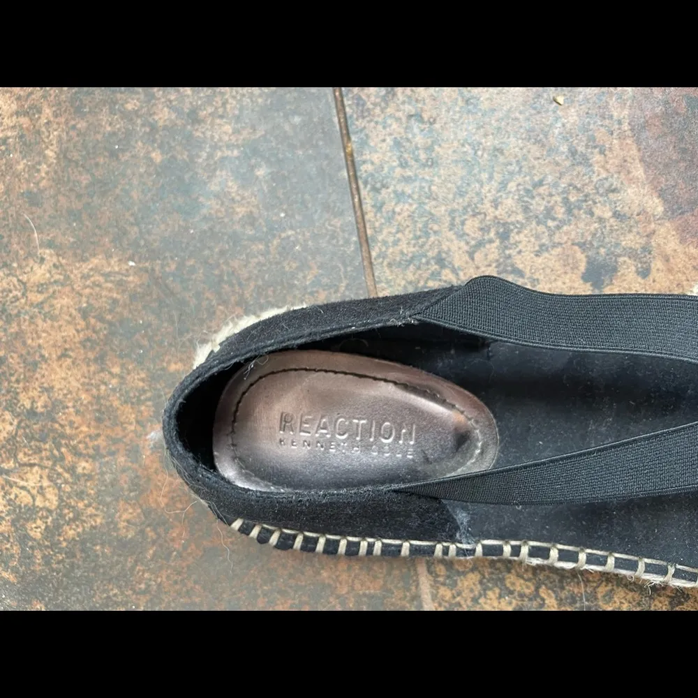 Reaction  size 11 flats - Image 3