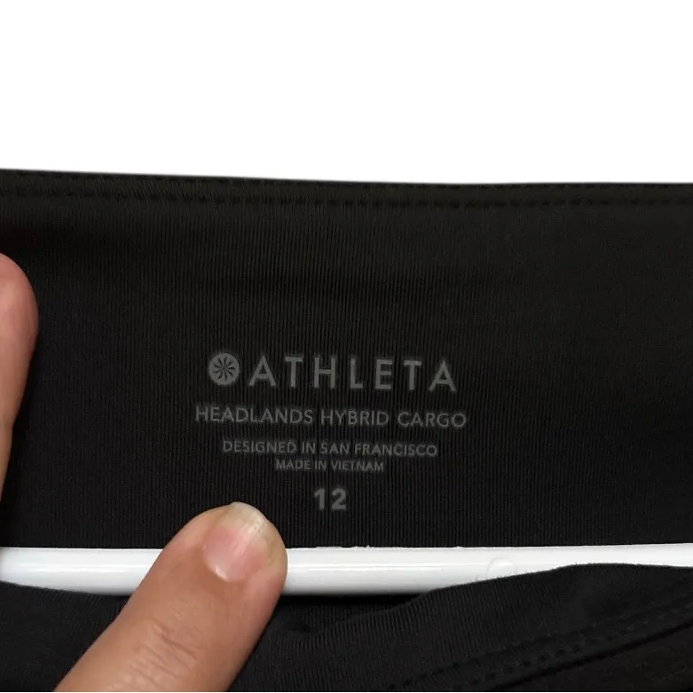 Athleta Headlands Hybrid High Rise Cargo Leggins,Size 12,Made in Vietnam - Image 2