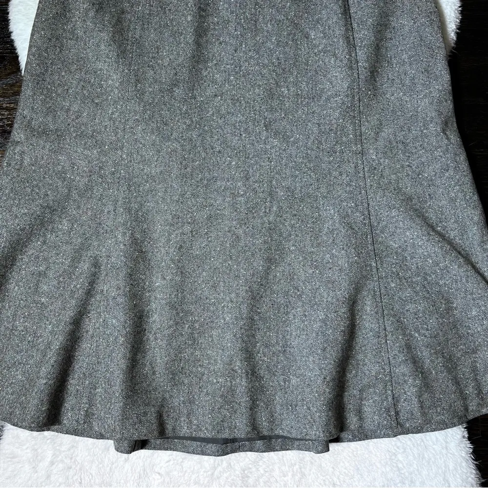 Ann Taylor Gray Virgin Wool Lined Trumpet Skirt - Image 3