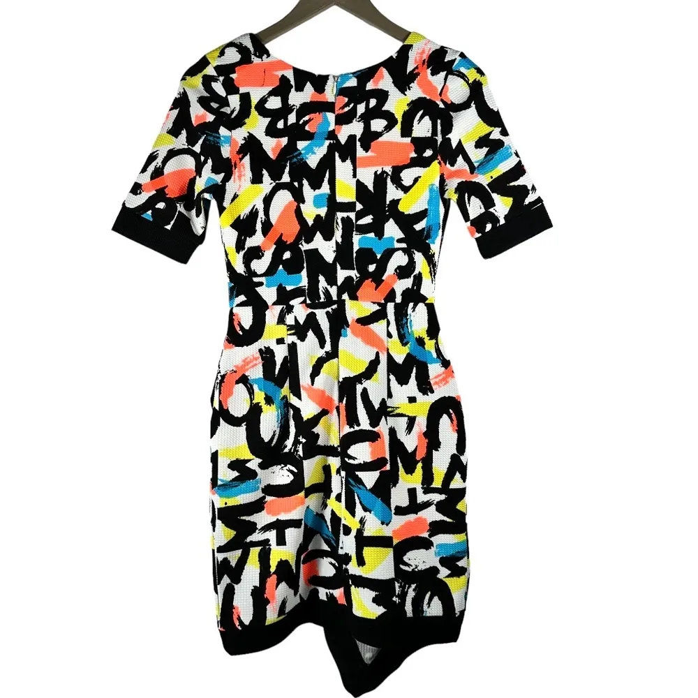 | Marilyn Monroe | Grafitti Pattern Short Sleeve Rockable Scoop Neck Dress - Image 4
