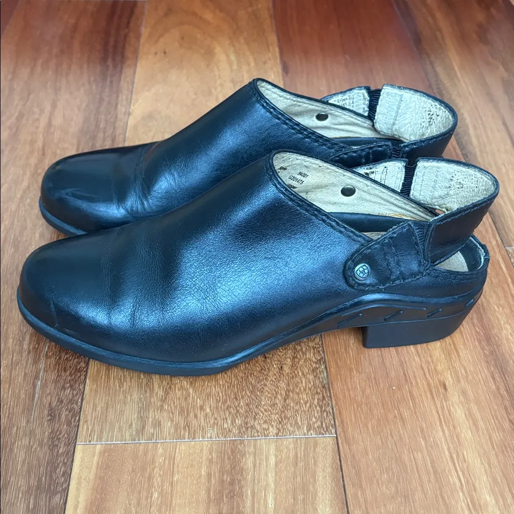 Ariat  clogs - Image 2