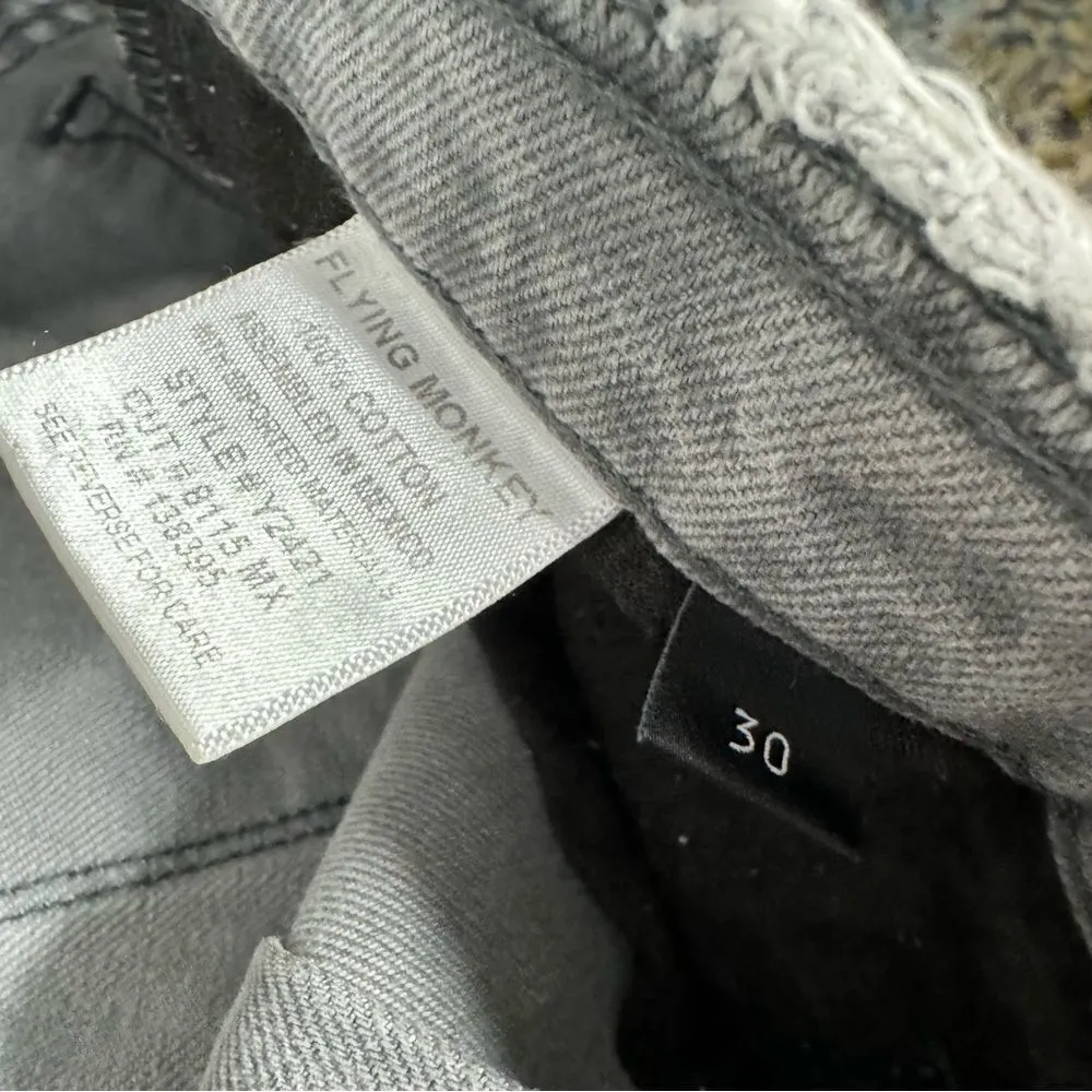 Flying Monkey gray jeans shorts size 30 - Image 5
