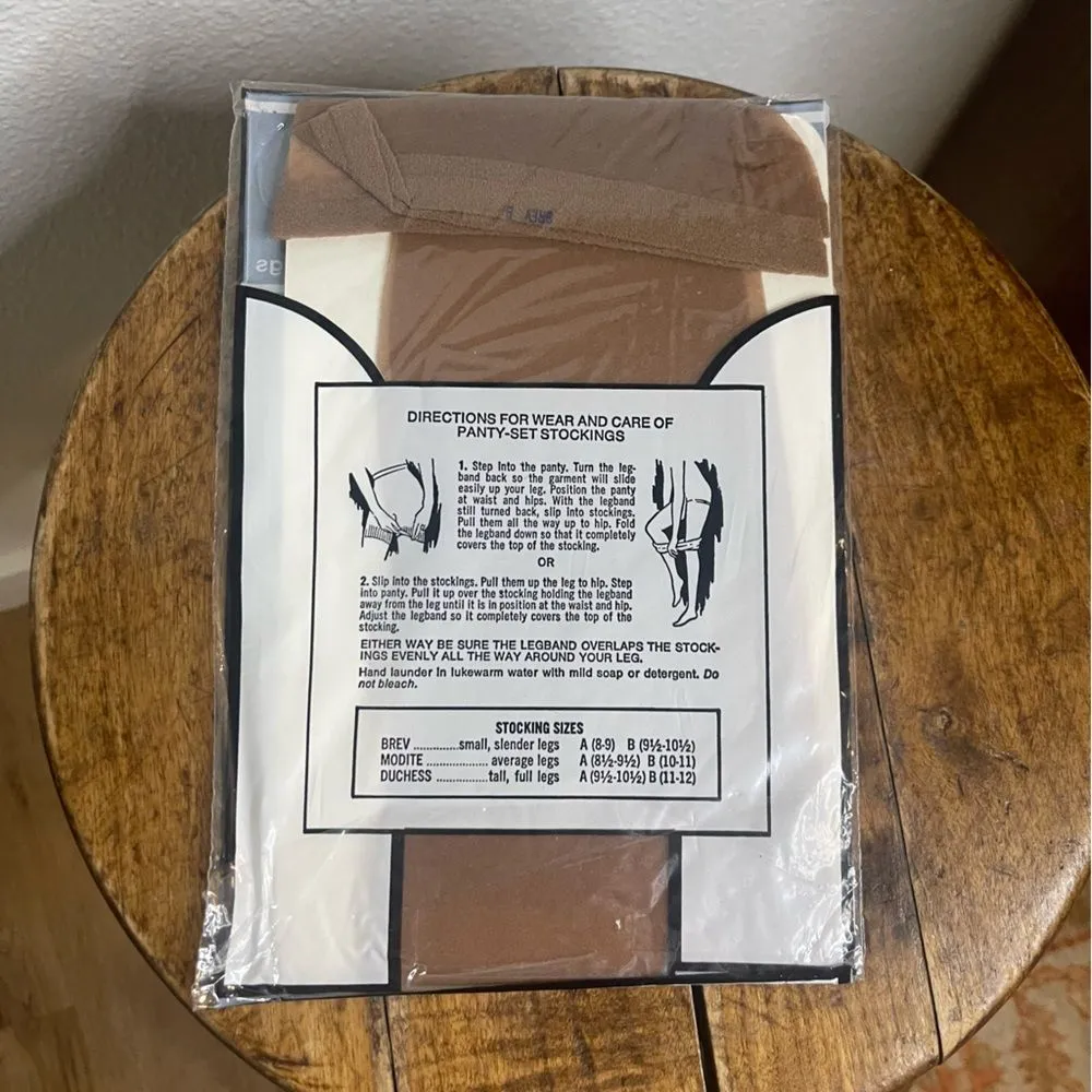 Vintage Belle - Image 2