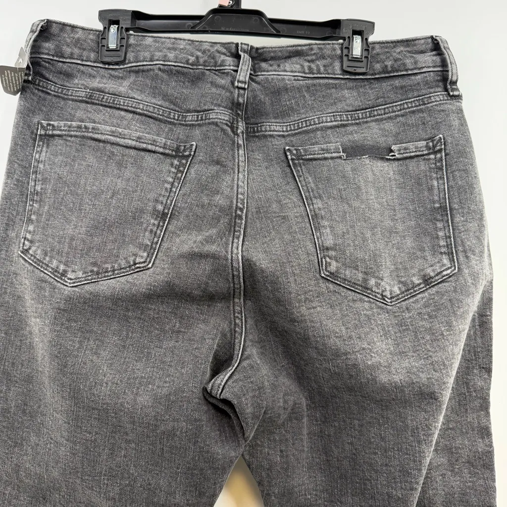 a.n.a a new approach High Rise Straight jeans in blackout plus size 16W NWT Black - Image 9