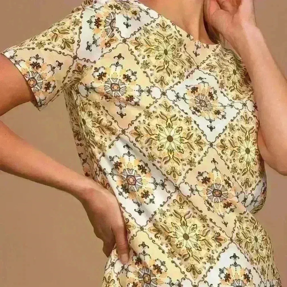 Dandy Lion Yellow Print Shift Dress - Image 3