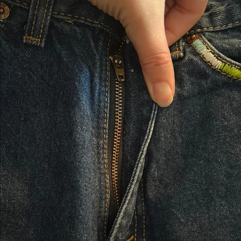 Vintage Levi’s 90s y2k 2000s straight leg Denim Jeans 25’ Rainbow Accents - Image 10