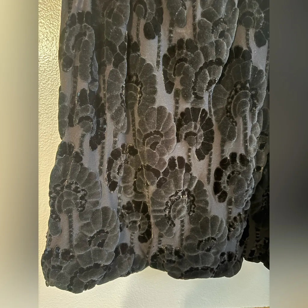 Armani Collezioni Black Velvet Burnout Tank Top Size 14 Made In Italy - Image 3