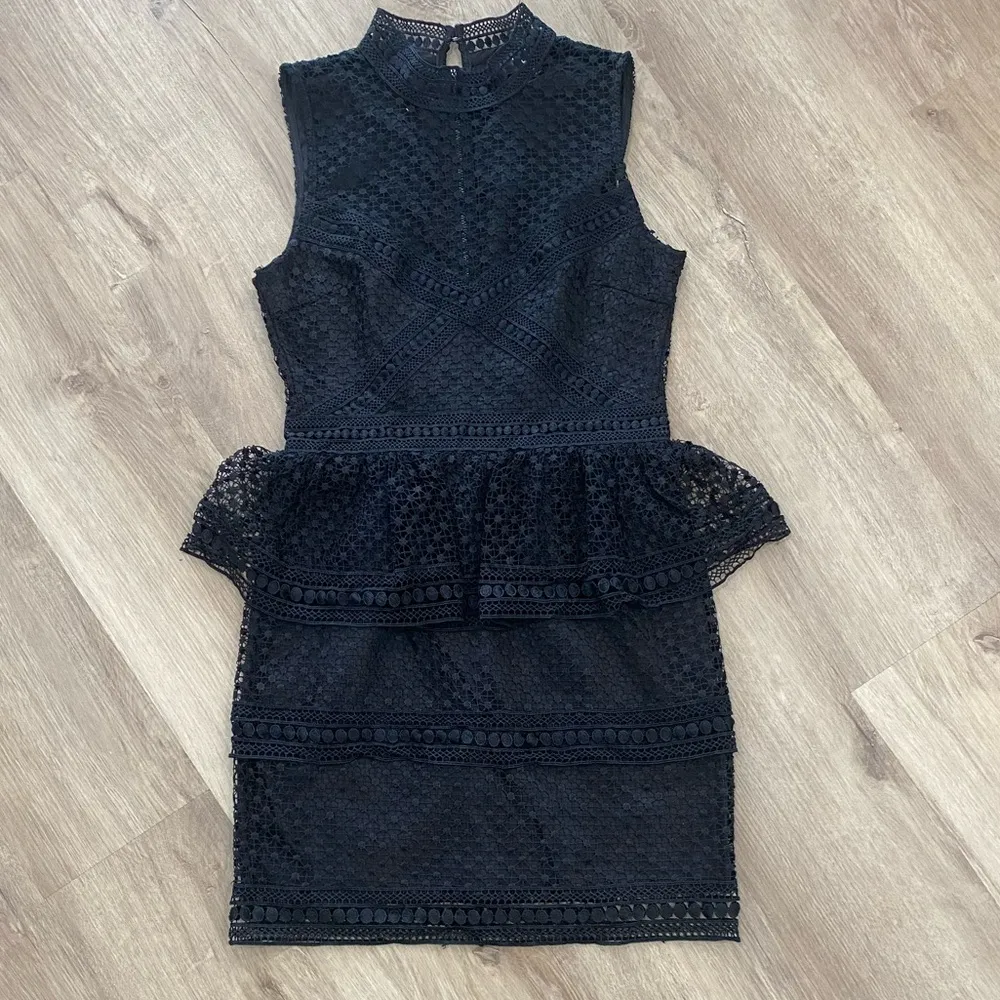 Lulus black crochet dress Small - Image 5
