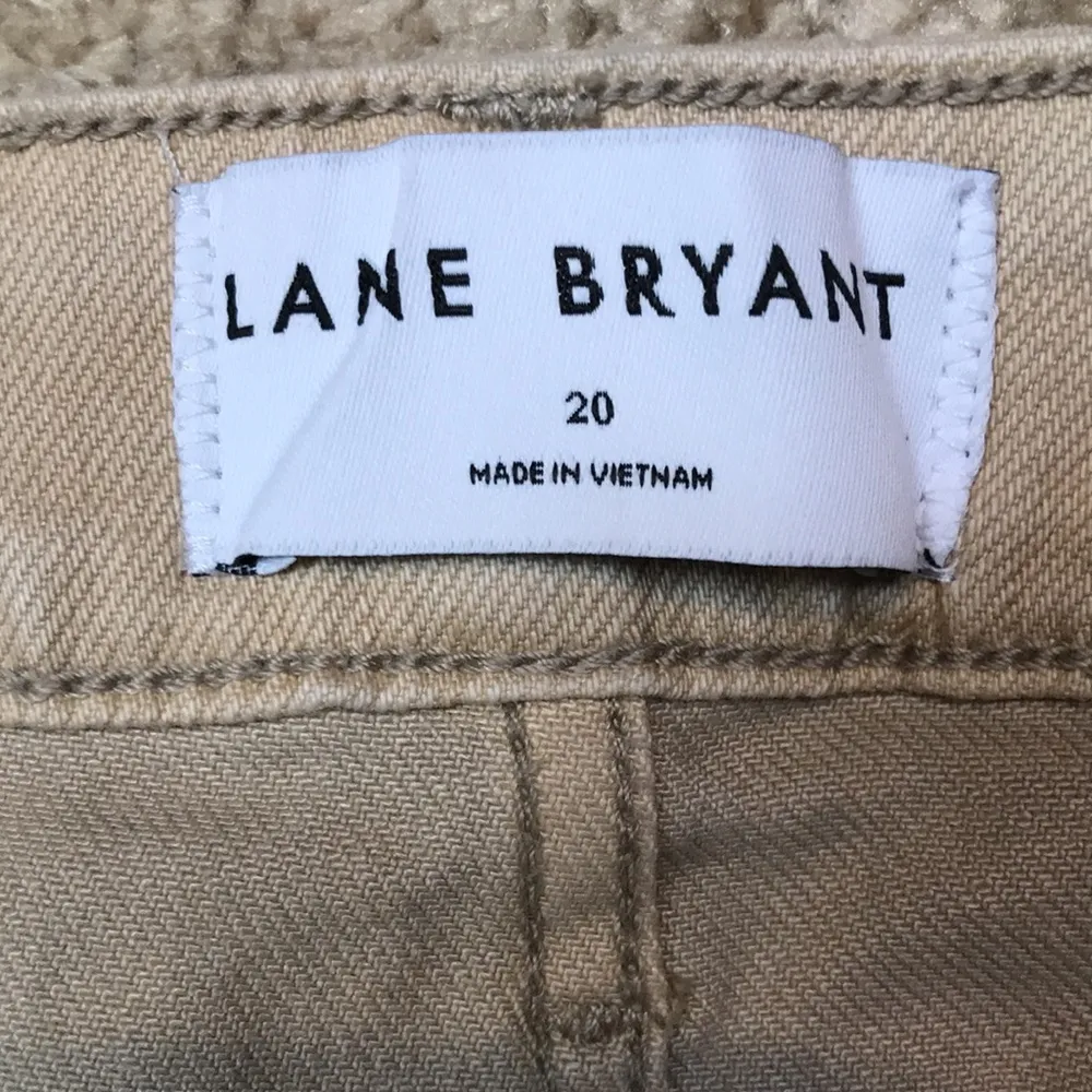 Lane Bryant Women’s Flex Magic Waistband Mid-Rise Relaxed Straight Khaki Jeans - Image 9