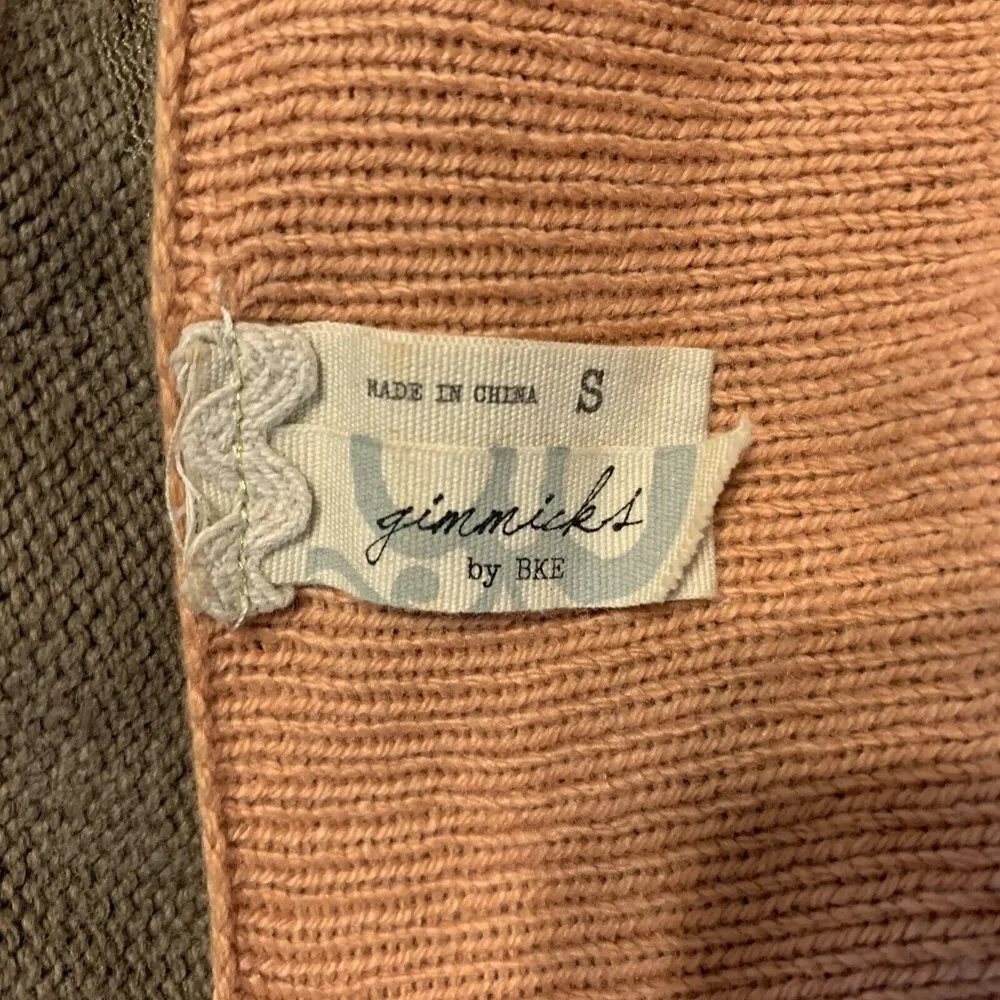 Gimmicks by BKE Size Small Multicolor Boho Print Fringe Open Cardigan Sweater - Image 4