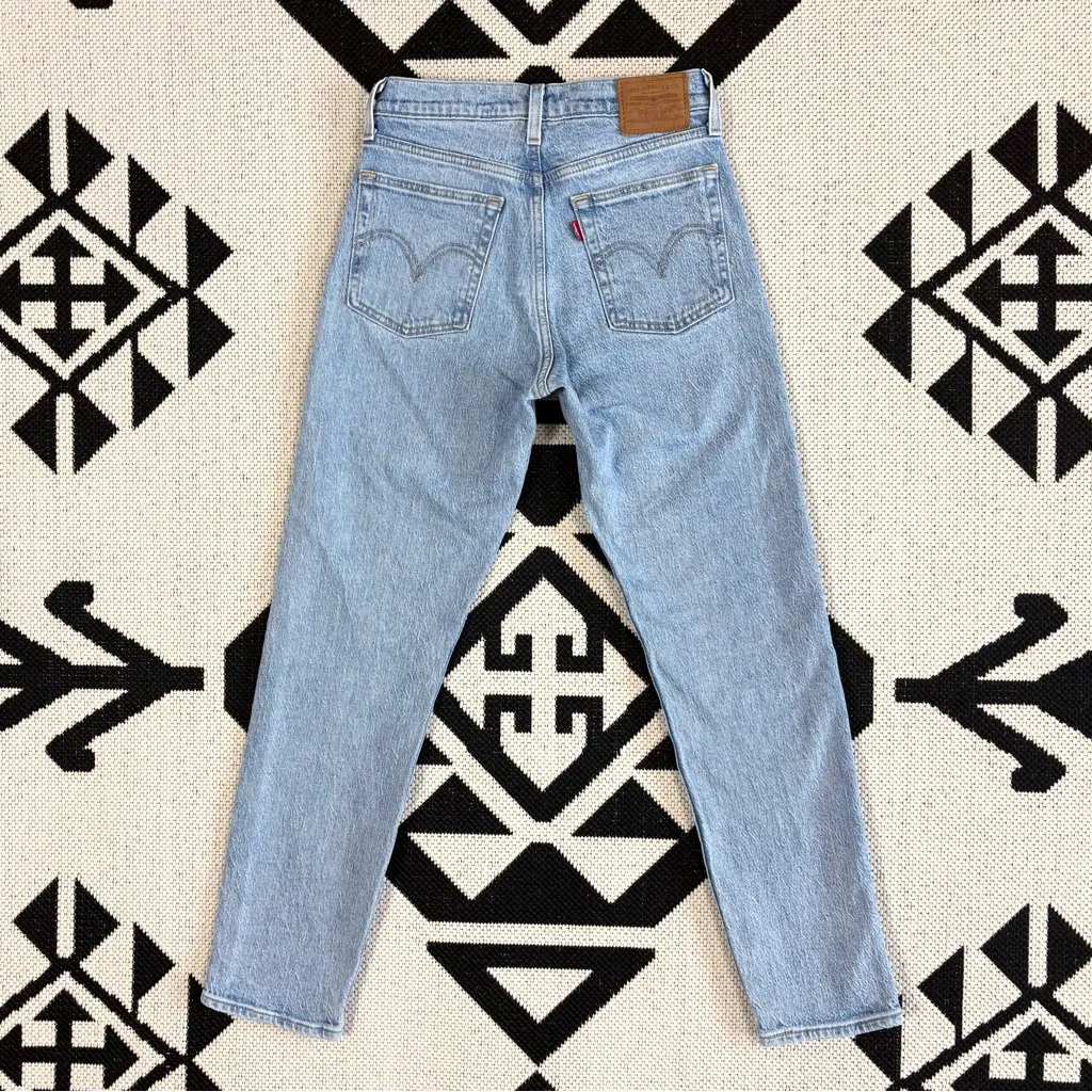 Levi’s Wedgie Icon Fit Jeans in Tango Light Size 25 - Image 11