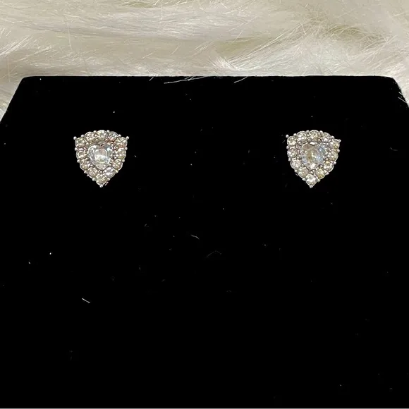 Earrings Clear Crystals With Heart Shaped Crystal Bling Studs Posts New - Image 2