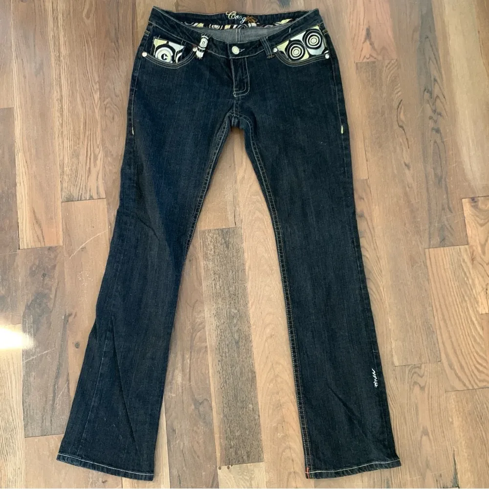 Vintage Coogi Dark Wash Women’s Embroidered Jeans Size 13/14 - Image 4