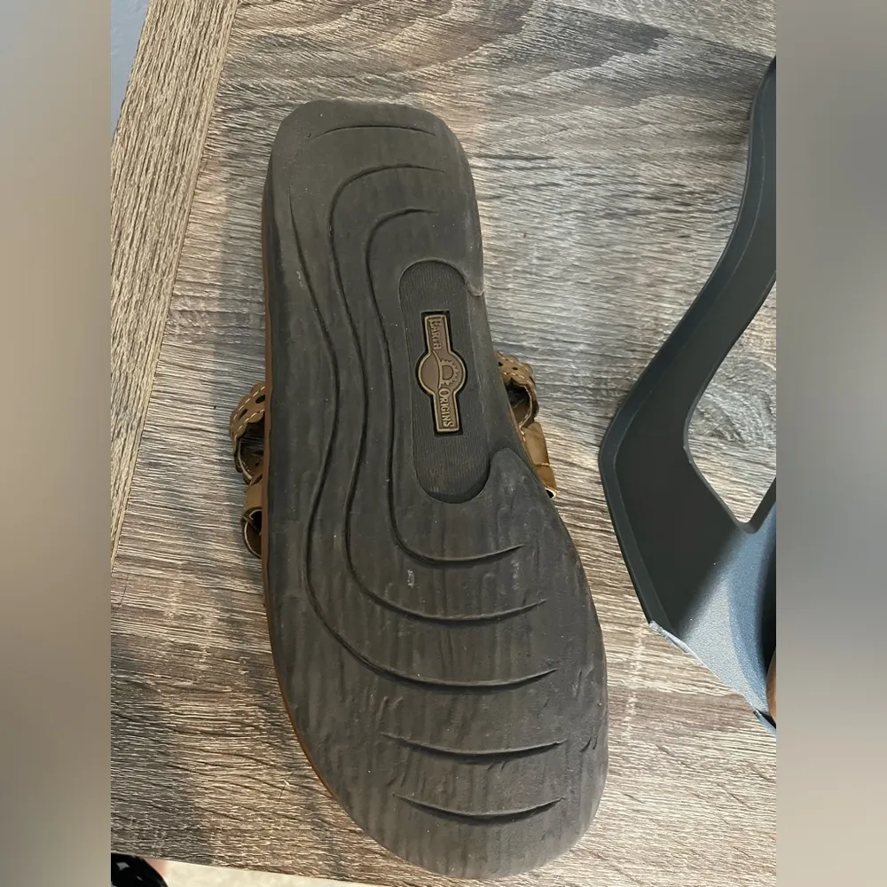 Earth Origins Tan Leather “Rita” Style Flip Flop Thong Sandals Slides Women 8M - Image 13