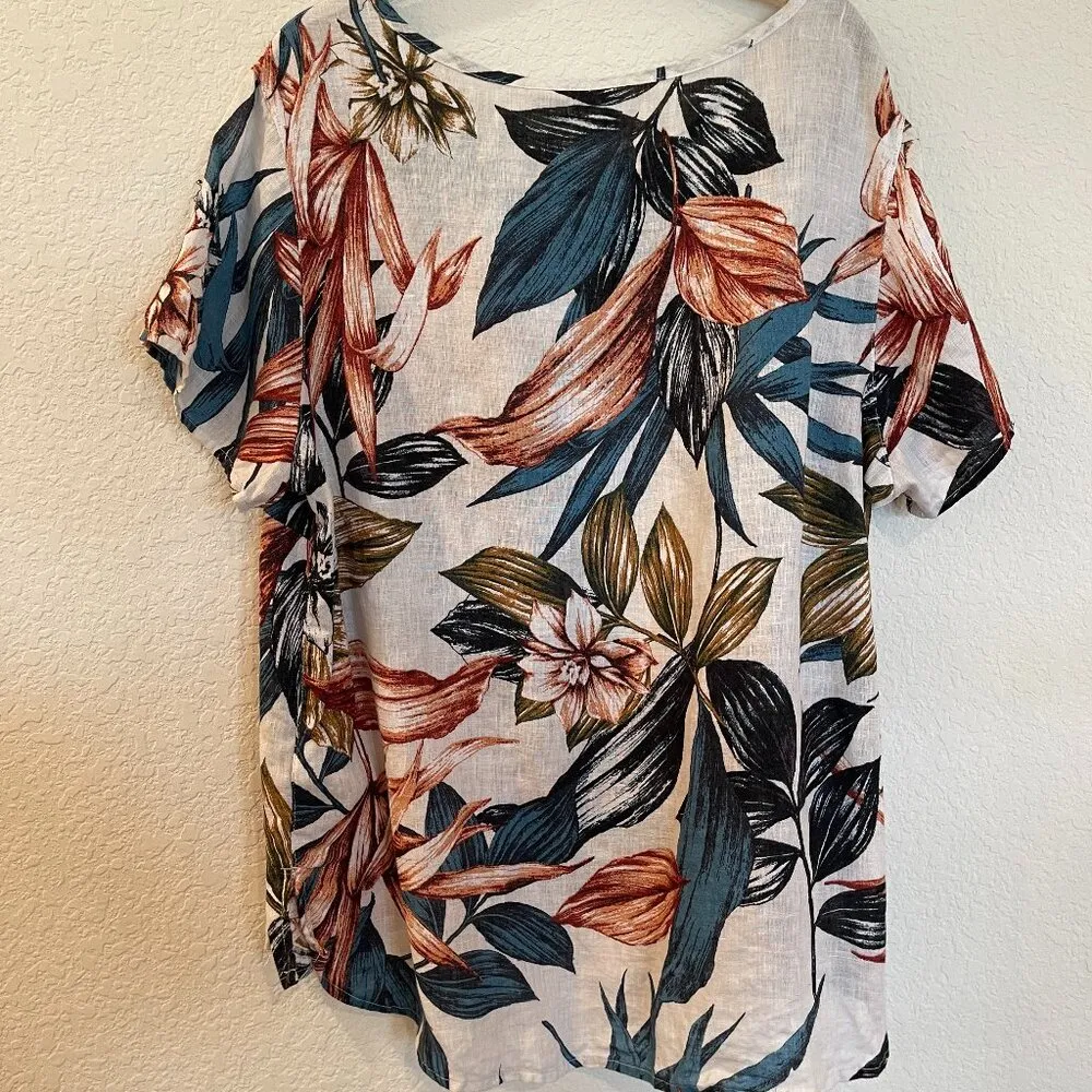 C&C California Linen Floral Top - Image 3