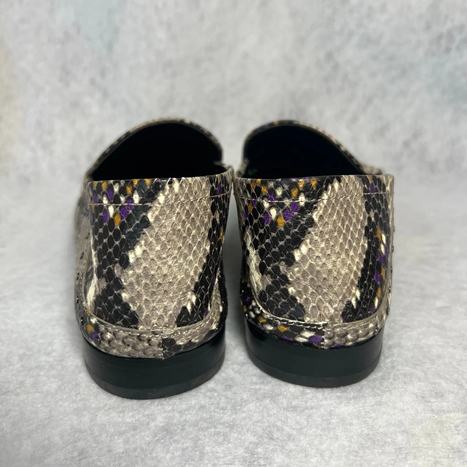 Vince Camuto Jendeya Convertible Loafer Mulberry Snake Print Leather Sz 8 EUC - Image 8