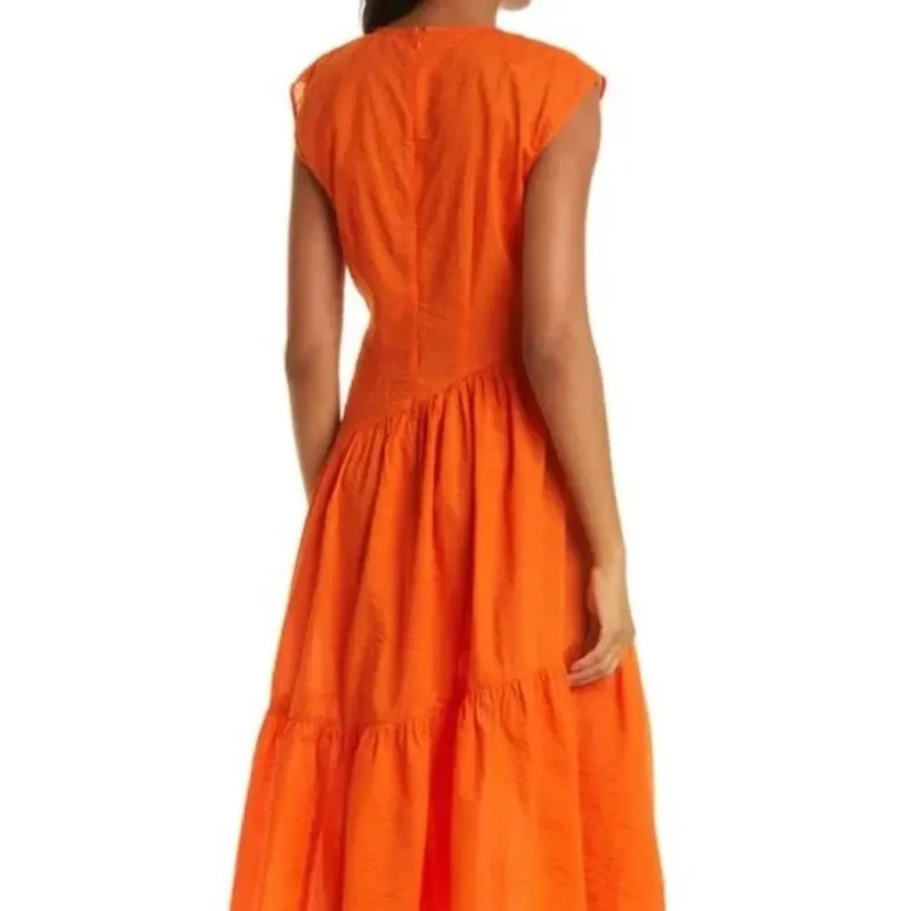NWT FRAME Asymmetric Tiered Seersucker Midi-Dress - Image 3