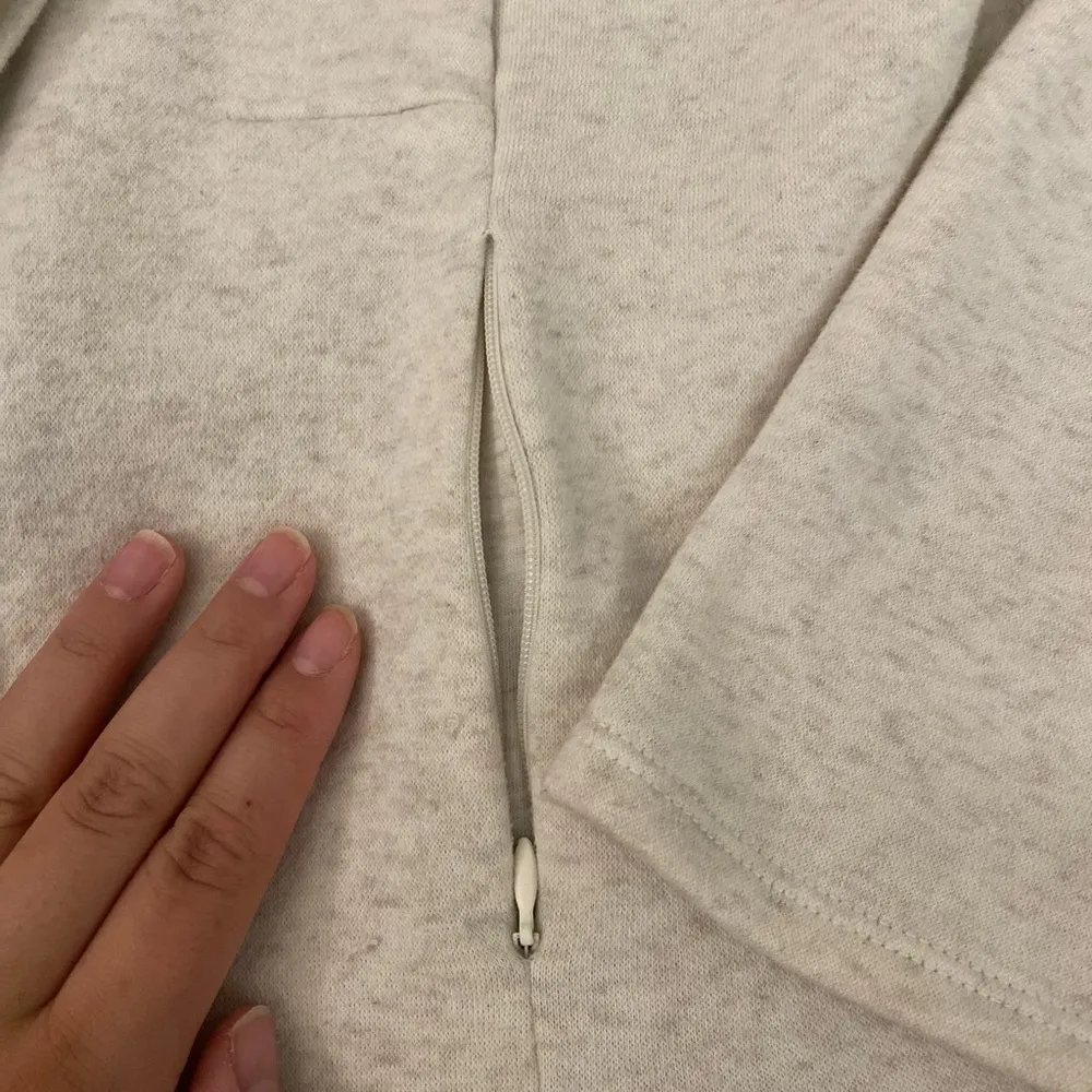 Fabletics  Hoodie - Image 3