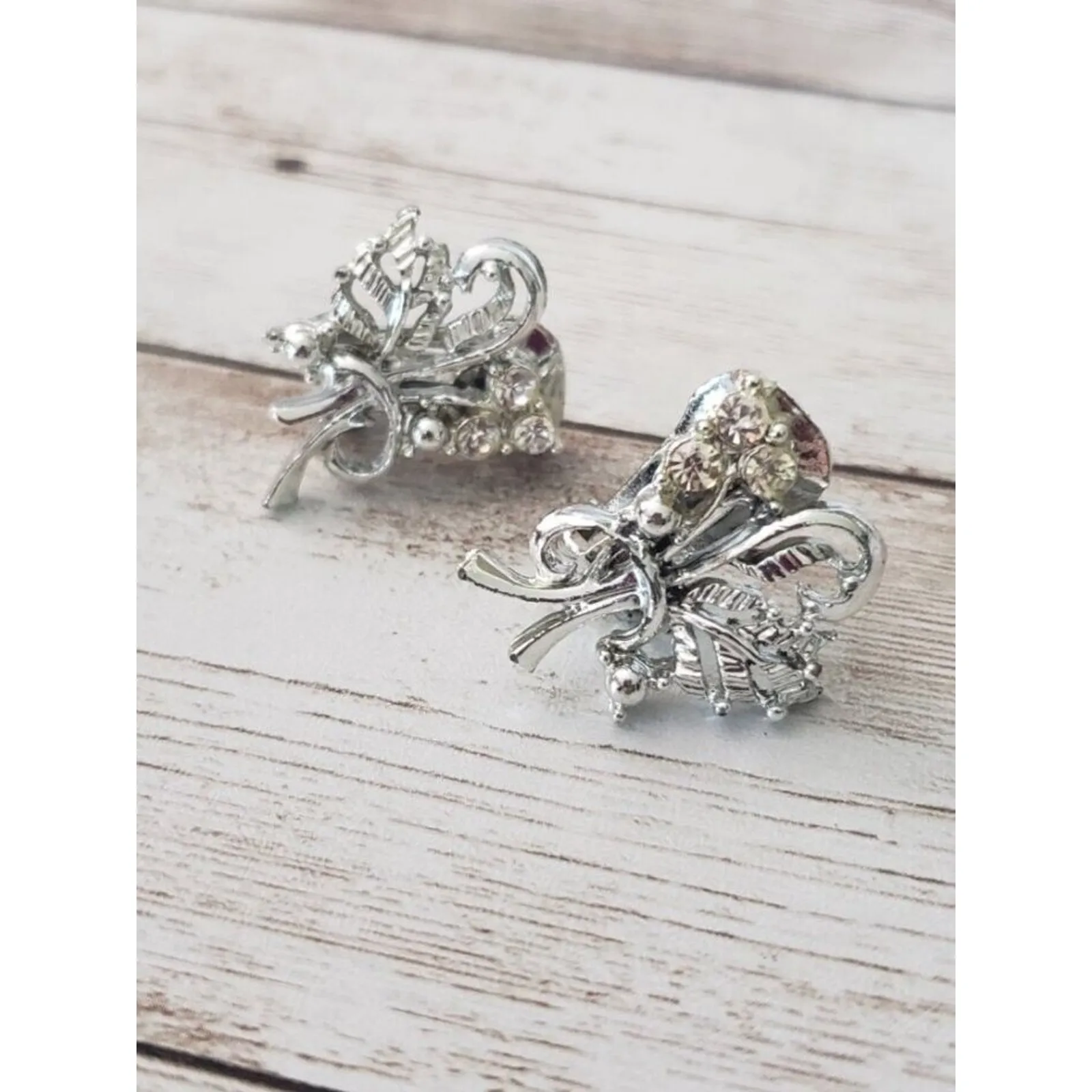 Vintage Clip On Earrings Bouquet Style Silver Tone & Clear Gems - Image 2