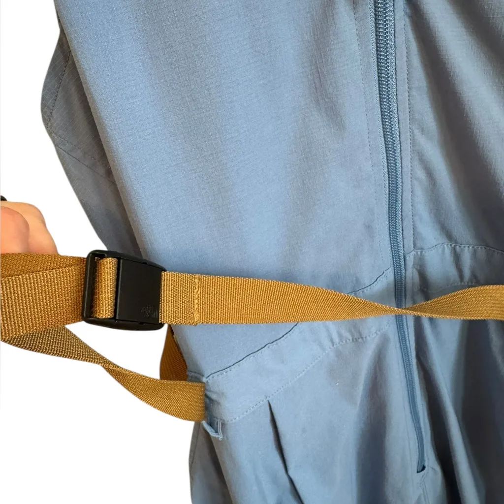 The North Face Women's Class V Pathfinder Blue Large - Image 5