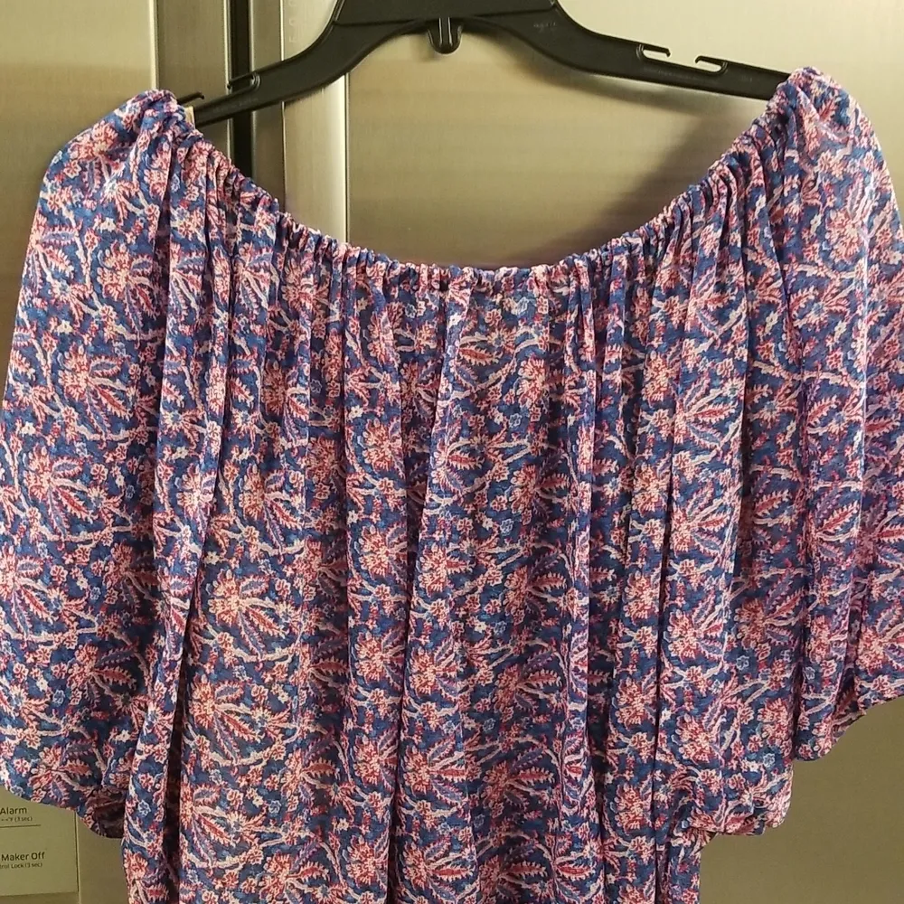 💕TRINA TURK💕 Chiffon Flounce Short Sleeve Blouse Tassels ~ Micro Floral Print - Image 4