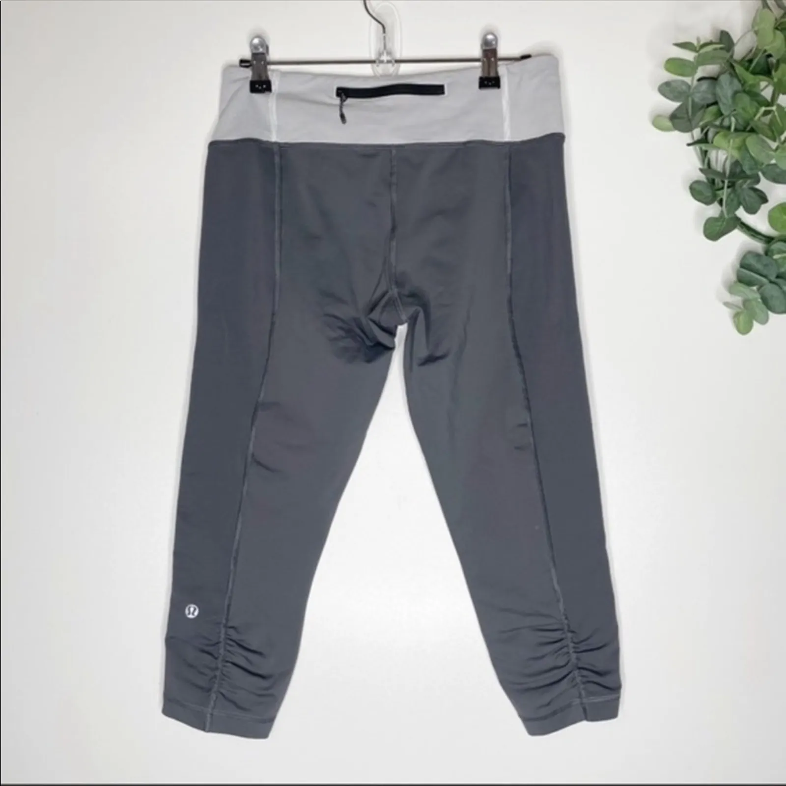 Lululemon Race With Grace Crop Leggings Size 8 - Image 7