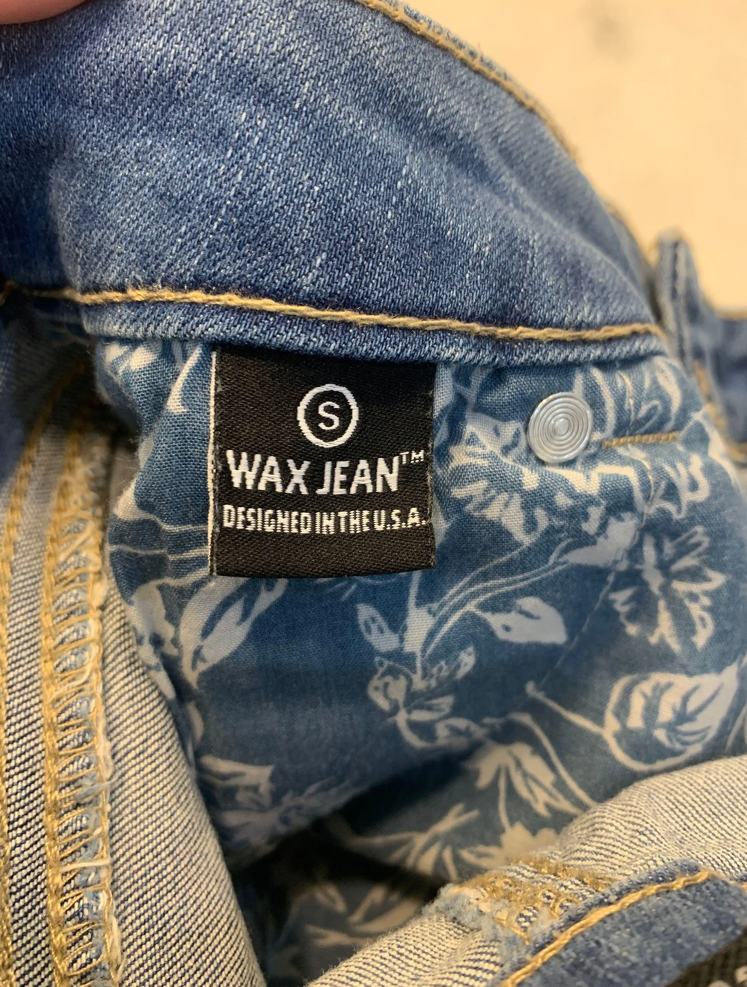 Brooklynns Botique Jean Shorts  - Image 4