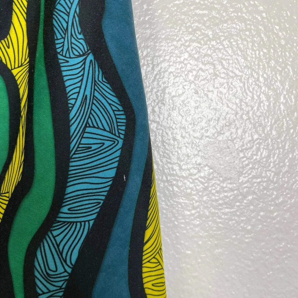 INKnBurn Womens Cropped Tights Size 6 Turtle Multi Run Jog Train Art Gym Workout Red - Image 4