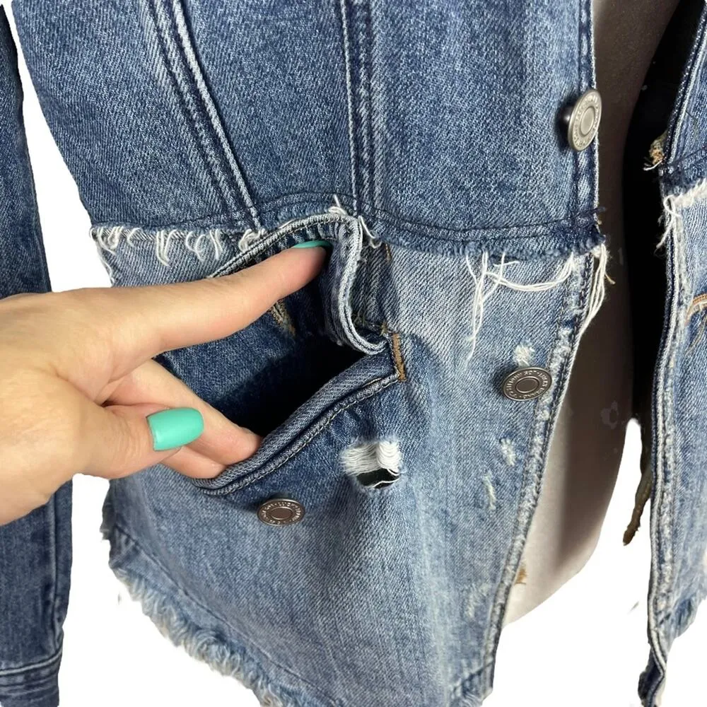 LUCKY BRAND Remade Distressed Denim Waisted Trucker Jacket Raw Frayed Hem XS - Image 6