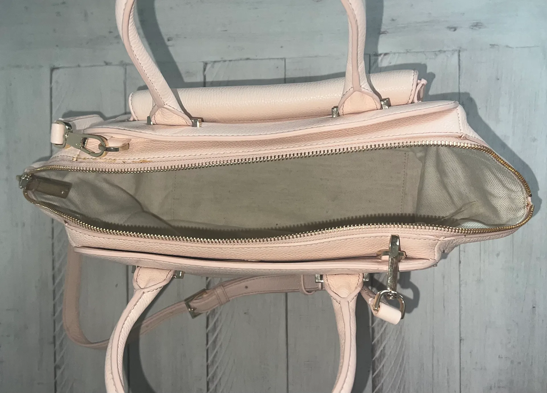 Kate Spade Light Pink Purse - Image 5