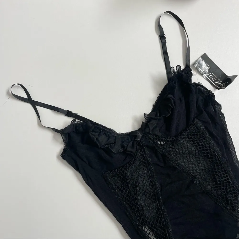 Escante Nighty Bodysuit Garter Belt Bra Underwire Sheer Mesh Netting Ruffle Belt Black Size L - Image 2