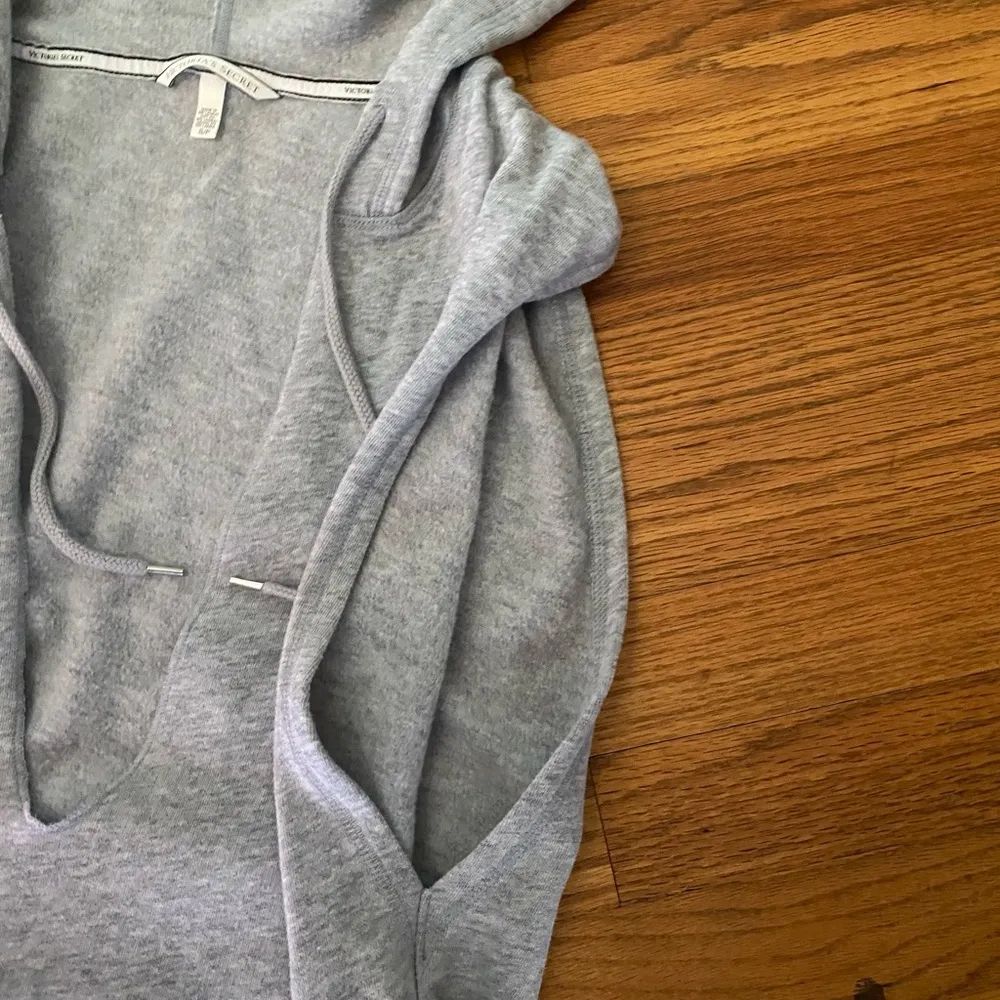 Victoria’s Secret hoodie tank top size S - Image 5
